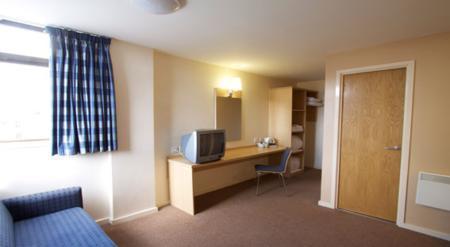 Travelodge 3*